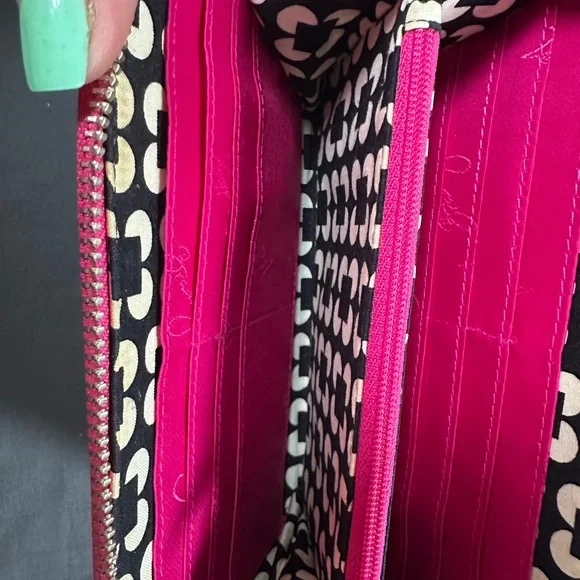 Vera Bradley Fuchsia Leather Wallet O0056 - Picture 6 of 6